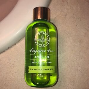Bath and Body Works body oil